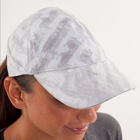 lululemon athletica Accessories - Lululemon Go the Distance Run Hat